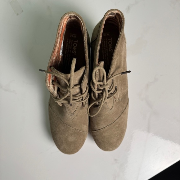 Toms Desert Women's Brown Suede Lace Up Wedge Ankle Bootie Boots Size 10 741115 - Picture 3 of 9